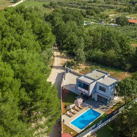 Villa Eva Tar By Interhome