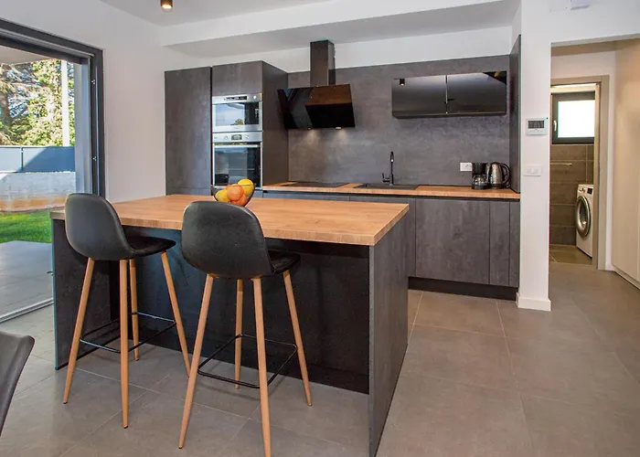 Villa Eva Tar By Interhome