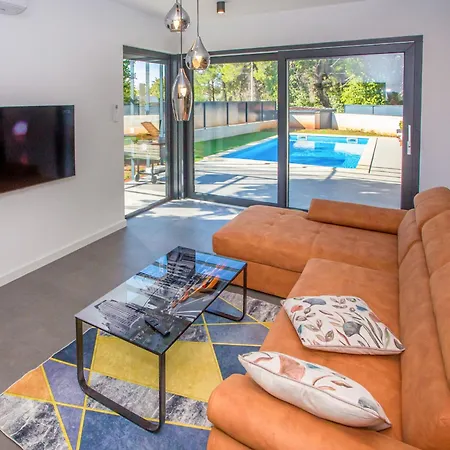 Vila Eva Tar By Interhome Frata