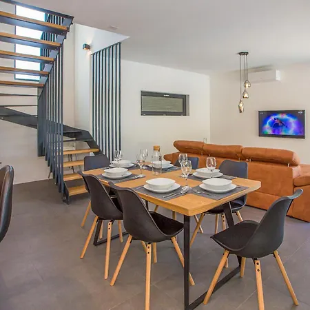 Eva Tar By Interhome Vila *